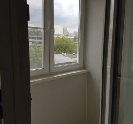 Остекление и отделка балкона, монтаж балконного блока - фото - 11
